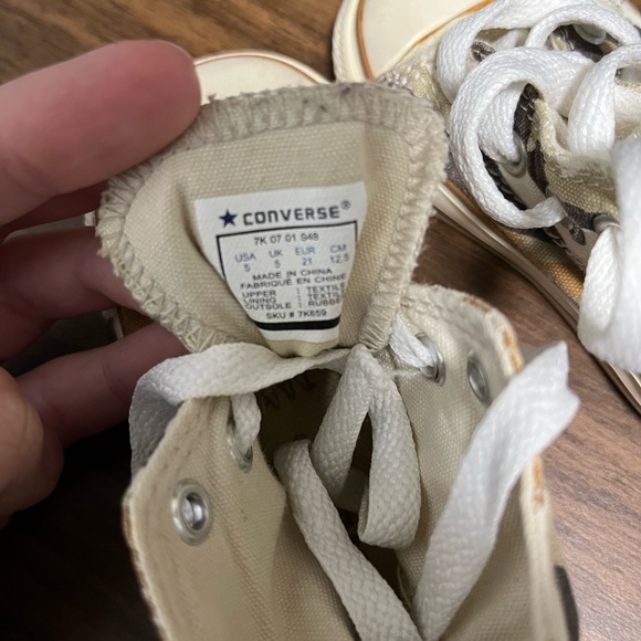 Toddler Converse size 5 - Picture 4 of 4